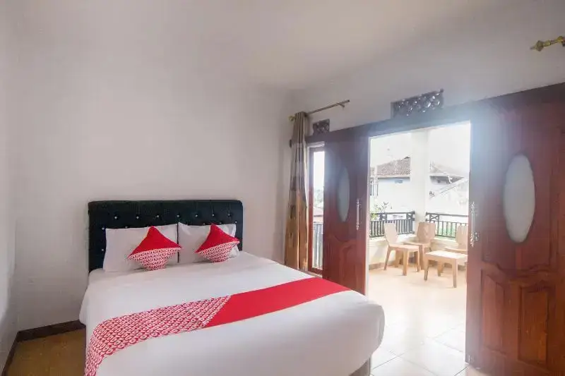 Лембанг: Penginapan Bumi Ahsan 102 Syariah by OYO Rooms