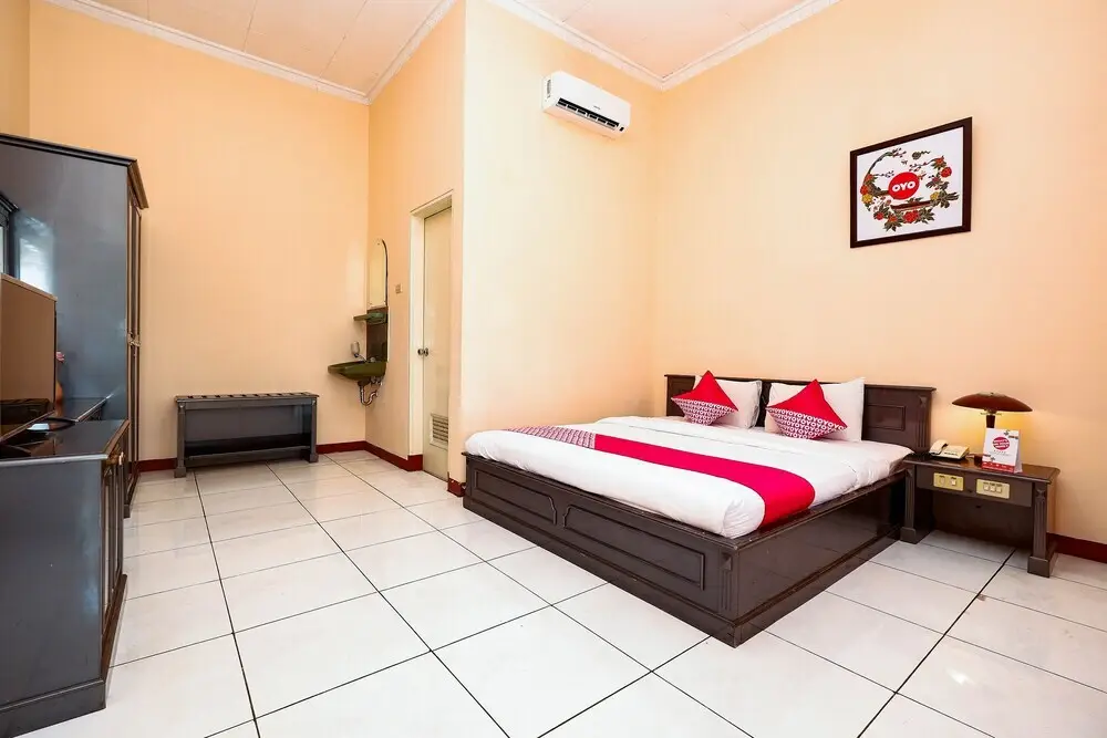Пурвокерто: Hotel Wijaya by OYO Rooms