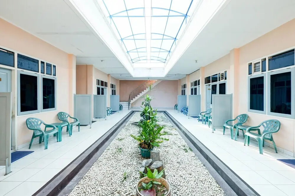 Пурвокерто: Hotel Wijaya by OYO Rooms