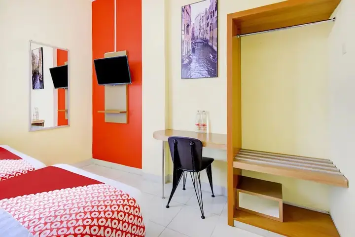 Пурвокерто: Double Tree Guesthouse by OYO Rooms