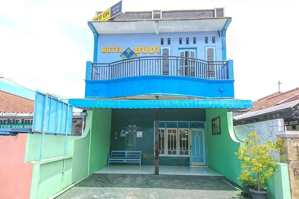 Пурвокерто: Hotel Budi by OYO Rooms
