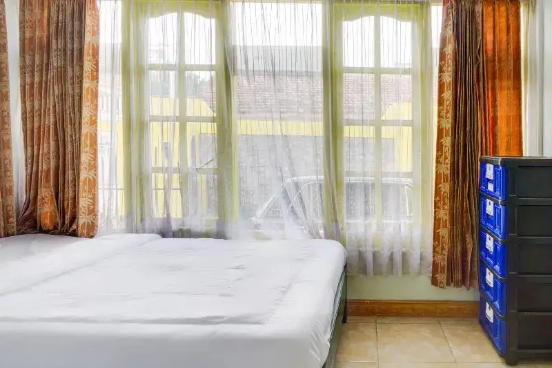 Мадиун: Orange Inn by OYO Rooms
