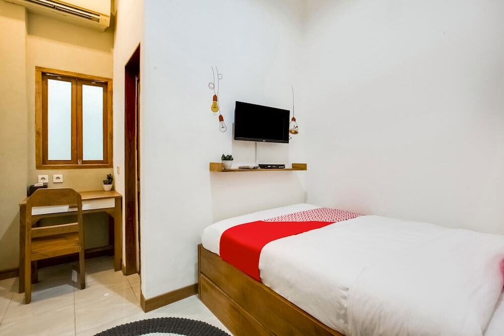 Блора: Mystays by OYO Rooms