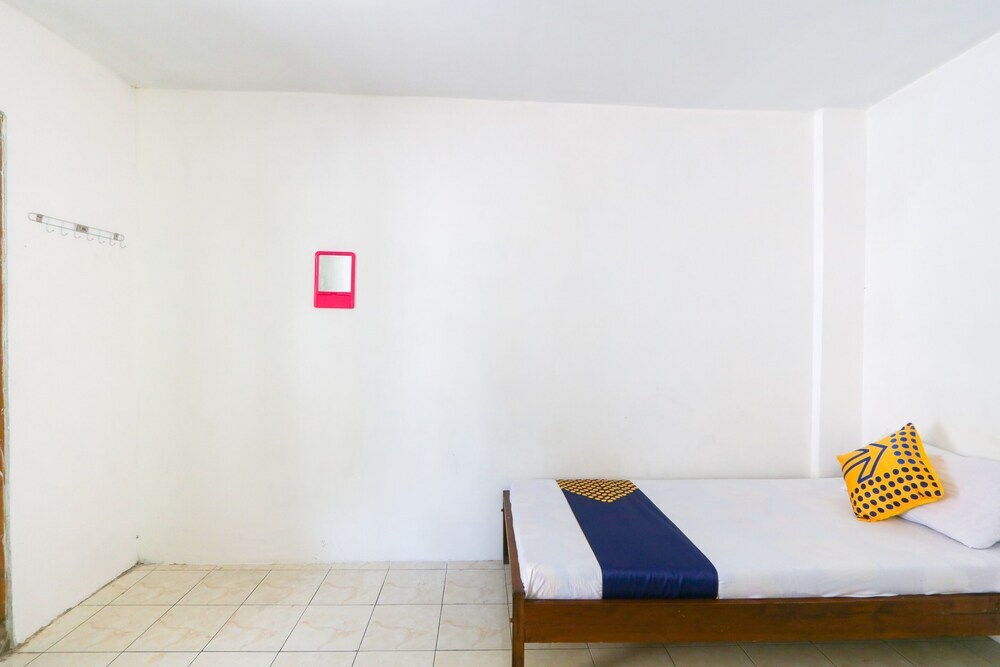 Ситубондо: Hotel Moga Sari by OYO Rooms