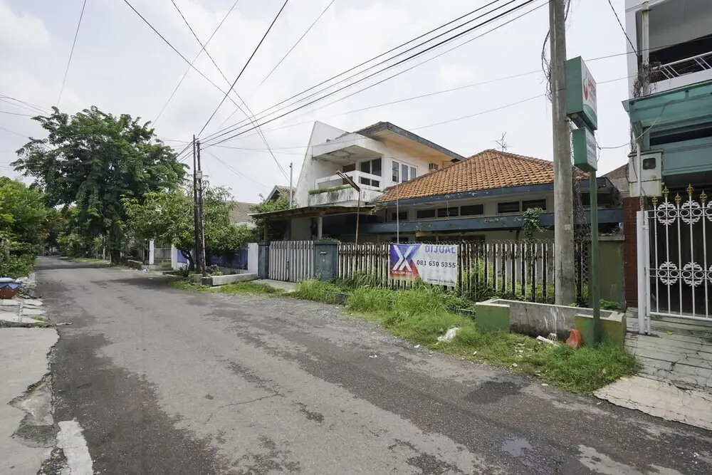 Сурабая: RedDoorz at Ngaggel Jaya Surabay
