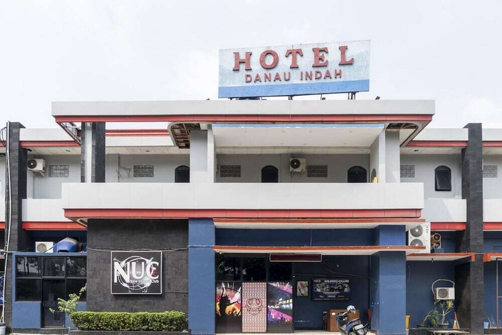 Бекаси: Hotel Danau Indah by RedDoorz