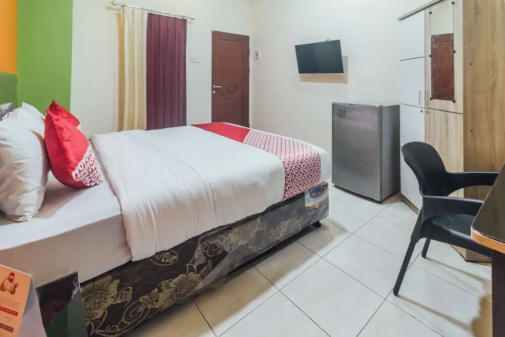 Амбон: Satria Guest House by OYO Rooms