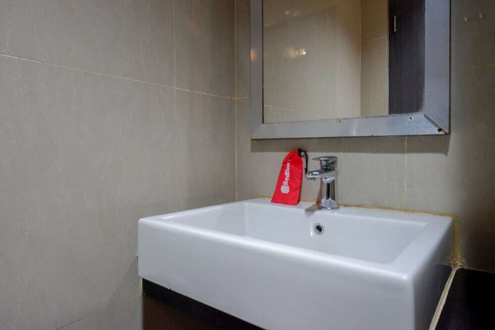 Кендари: Hotel Benua Kendari by RedDoorz