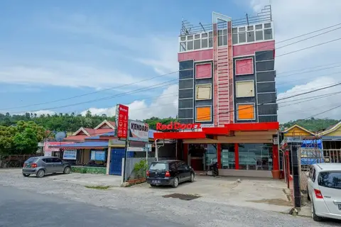Hotel Kendari by RedDoorz — фото 1