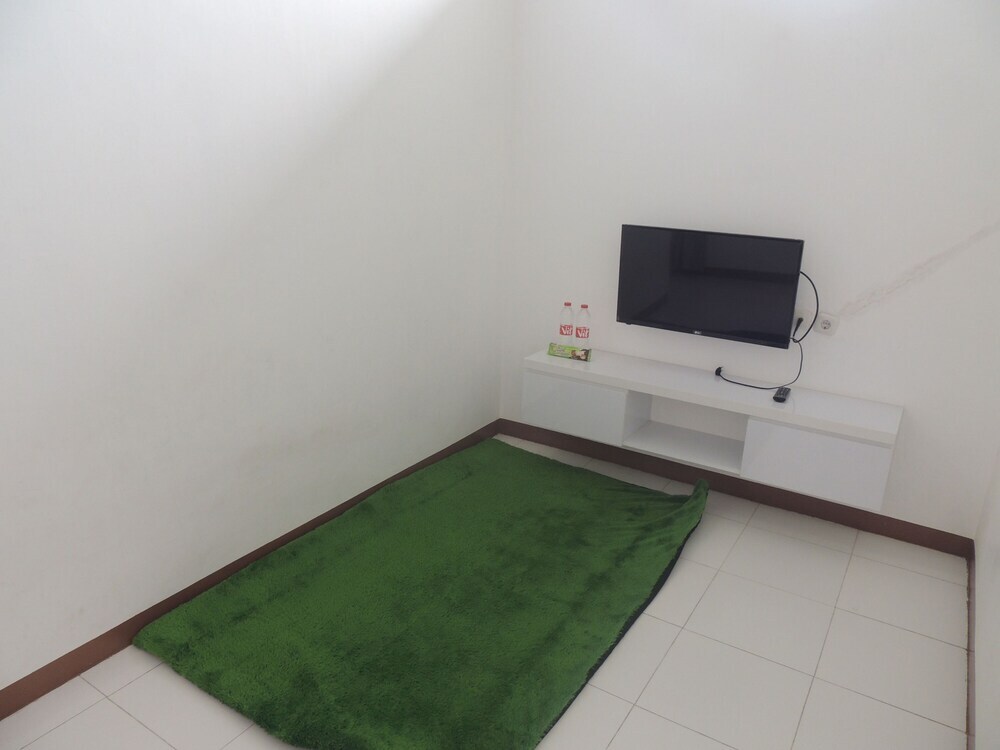 Тегал: Homestay Green Garden