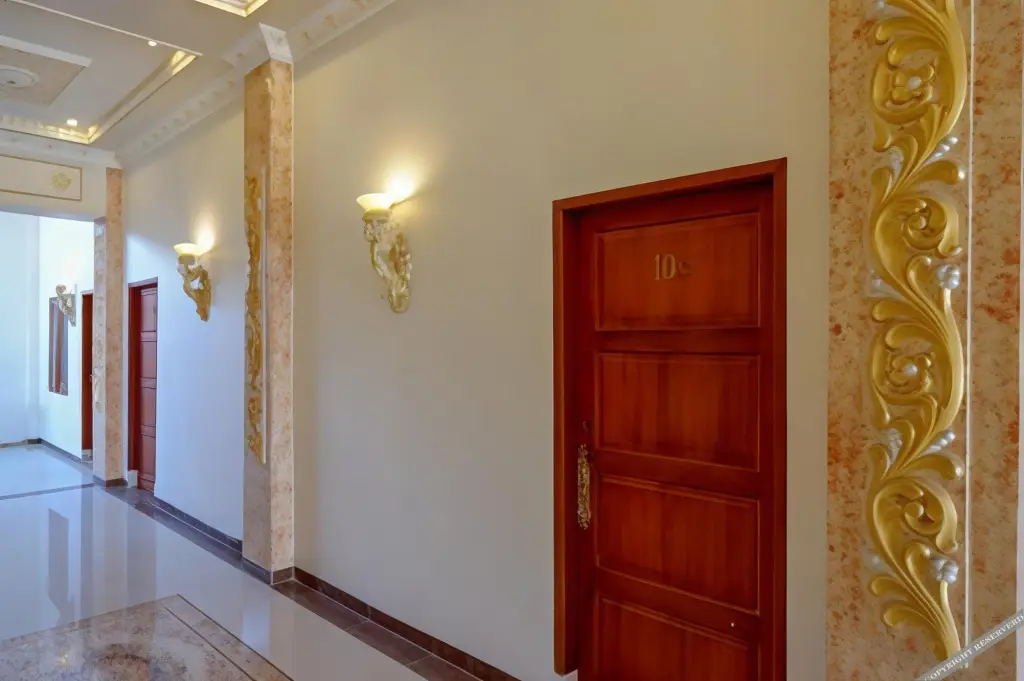 Палу: Pattimura Guesthouse by RedDoorz