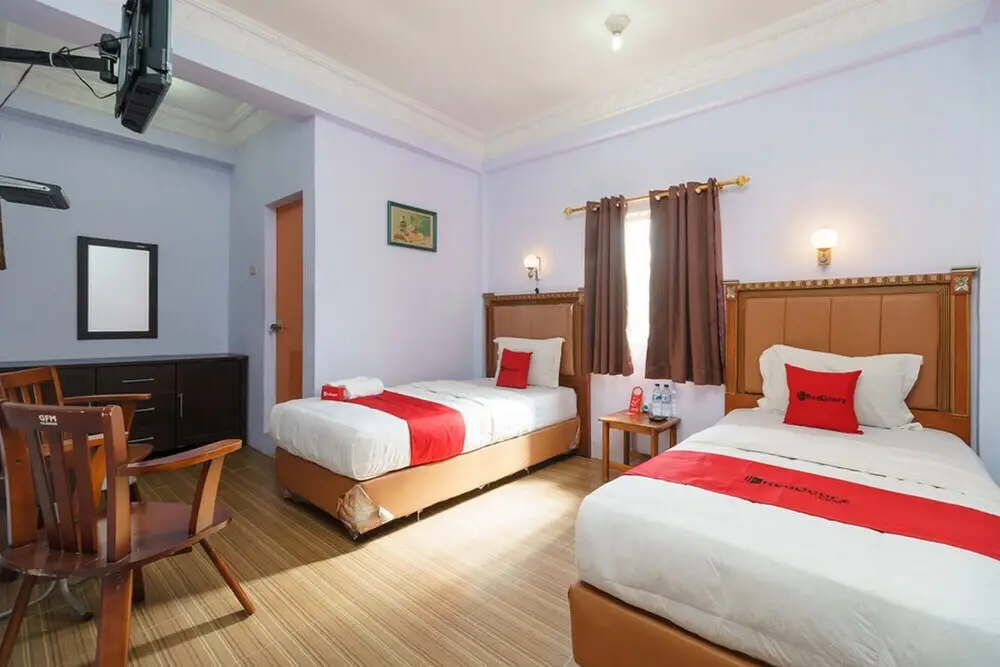Озеро Тоба: Hotel Sedayu 1 by RedDoorz