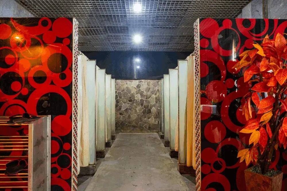 Чикаранг: RedDoorz Plus near Chadstone Mall