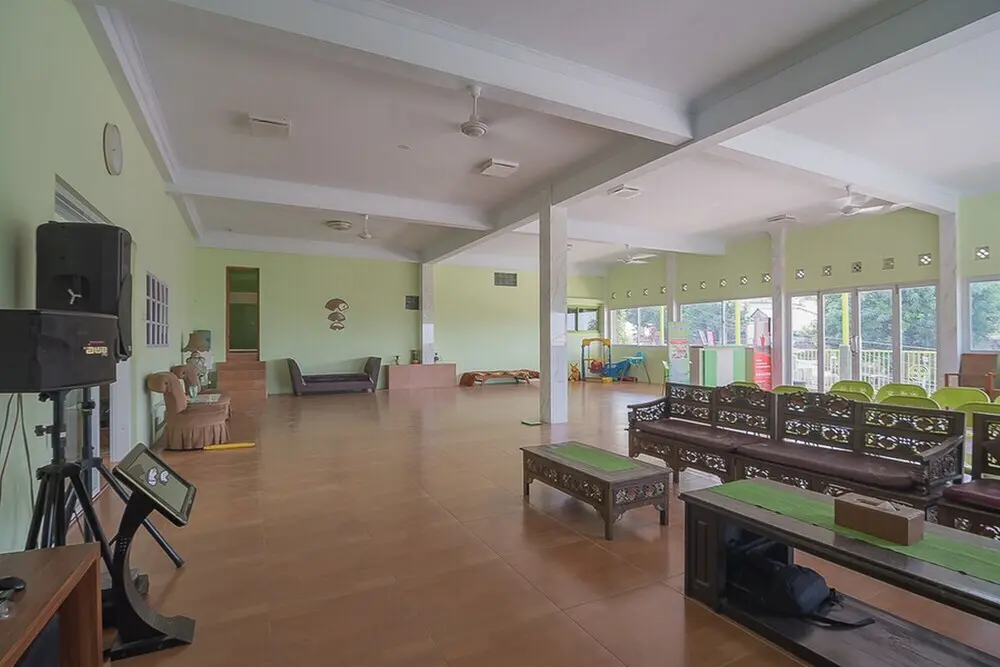 Субанг: Wisma Syariah Melon Paska by RedDoorz