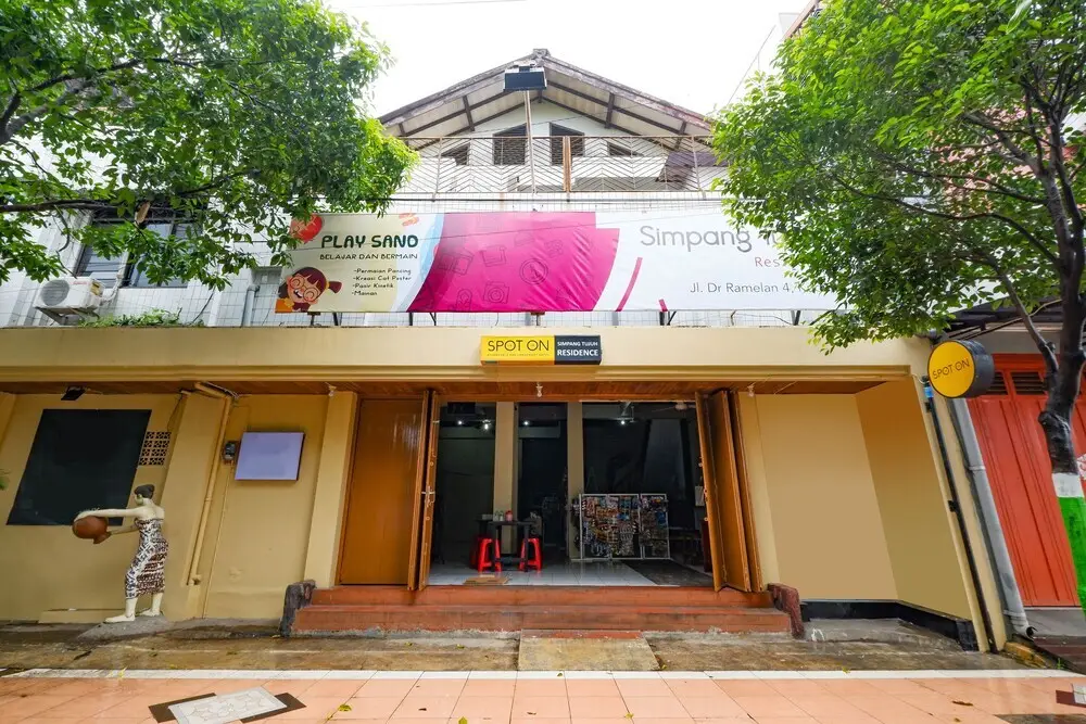 Кудус: Simpang Tujuh Residence by OYO Rooms