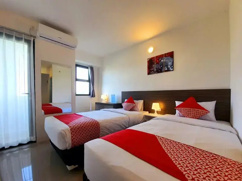 Караванг: Urban Town Apartment Karawang by OYO Rooms