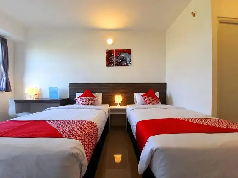 Караванг: Urban Town Apartment Karawang by OYO Rooms