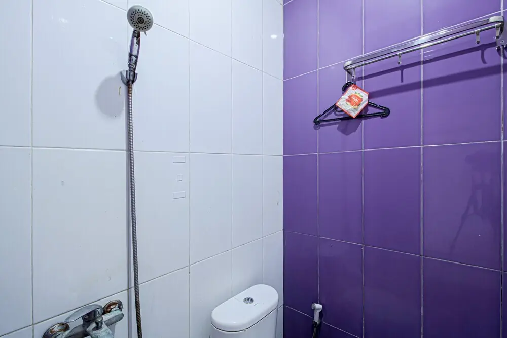Бандунг: Violet Guest House by RedDoorz