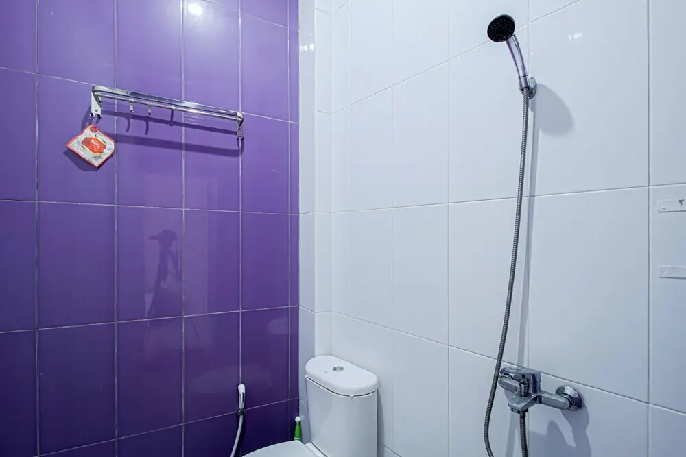 Бандунг: Violet Guest House by RedDoorz