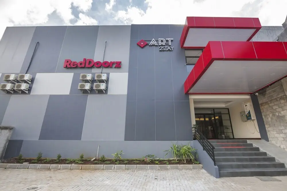 Art 2stay Hotel by Reddoorz — фото 1