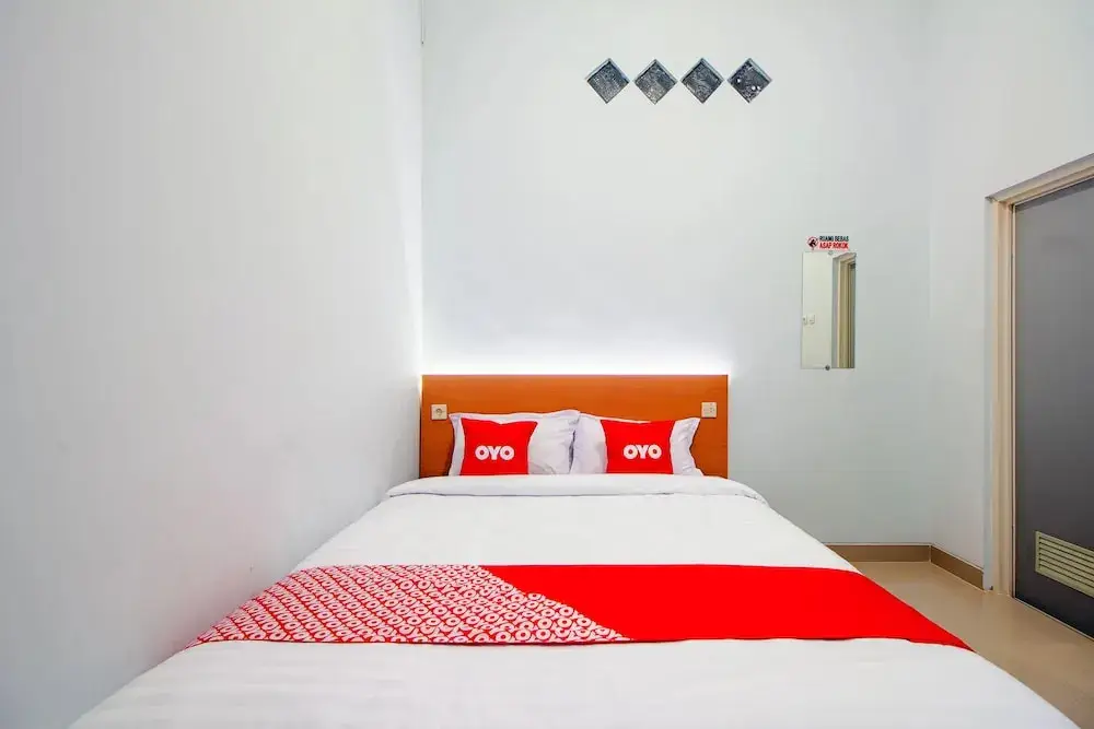 Ngaglik: Permana Guesthouse Syariah by OYO Rooms