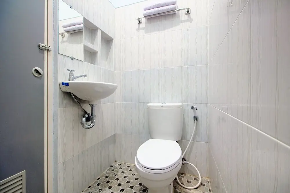 Ngaglik: Permana Guesthouse Syariah by OYO Rooms