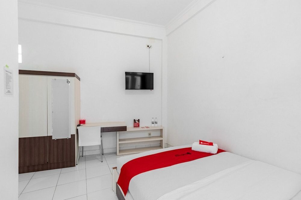 Бангунтапан: RedDoorz Syariah @ Wisma Arya 2