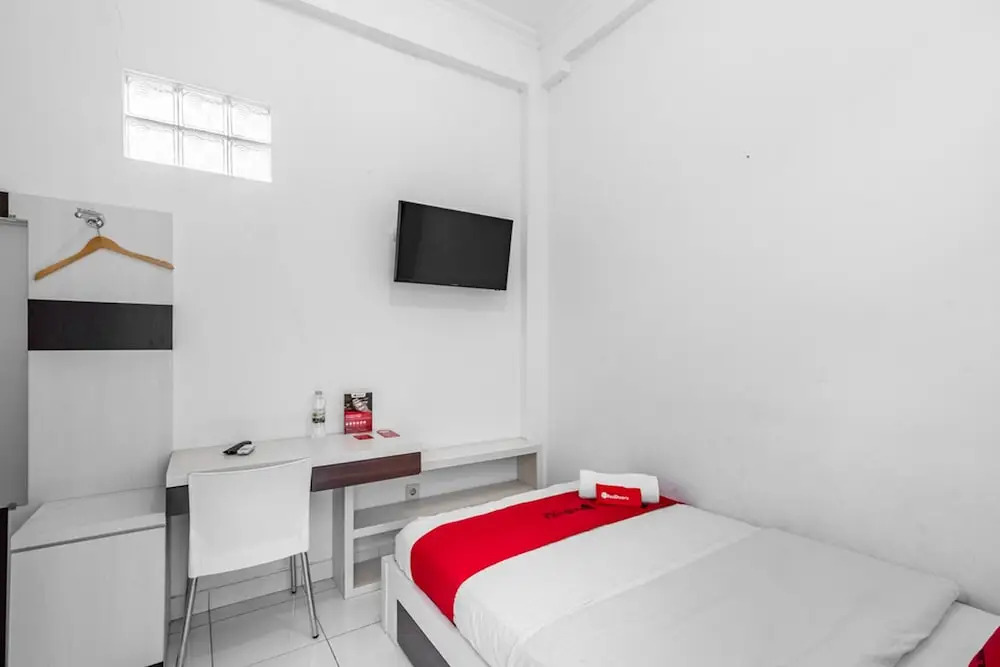 Бангунтапан: RedDoorz Syariah @ Wisma Arya 2