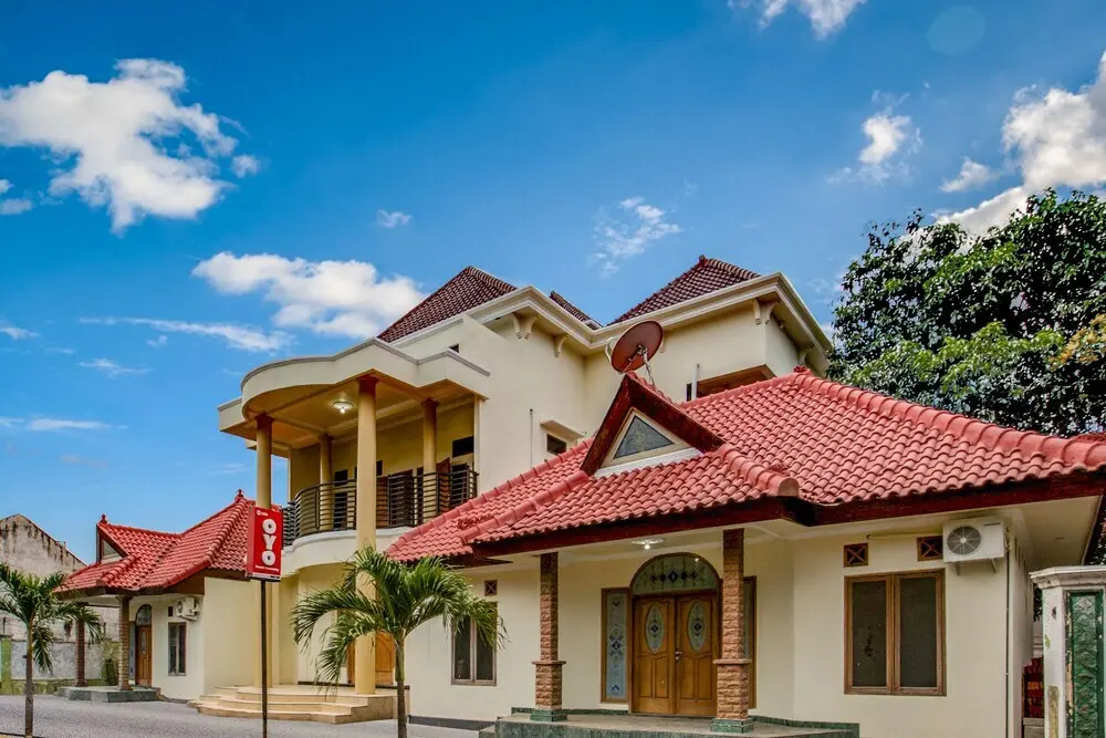 Проболинго: Ansori Homestay by OYO Rooms