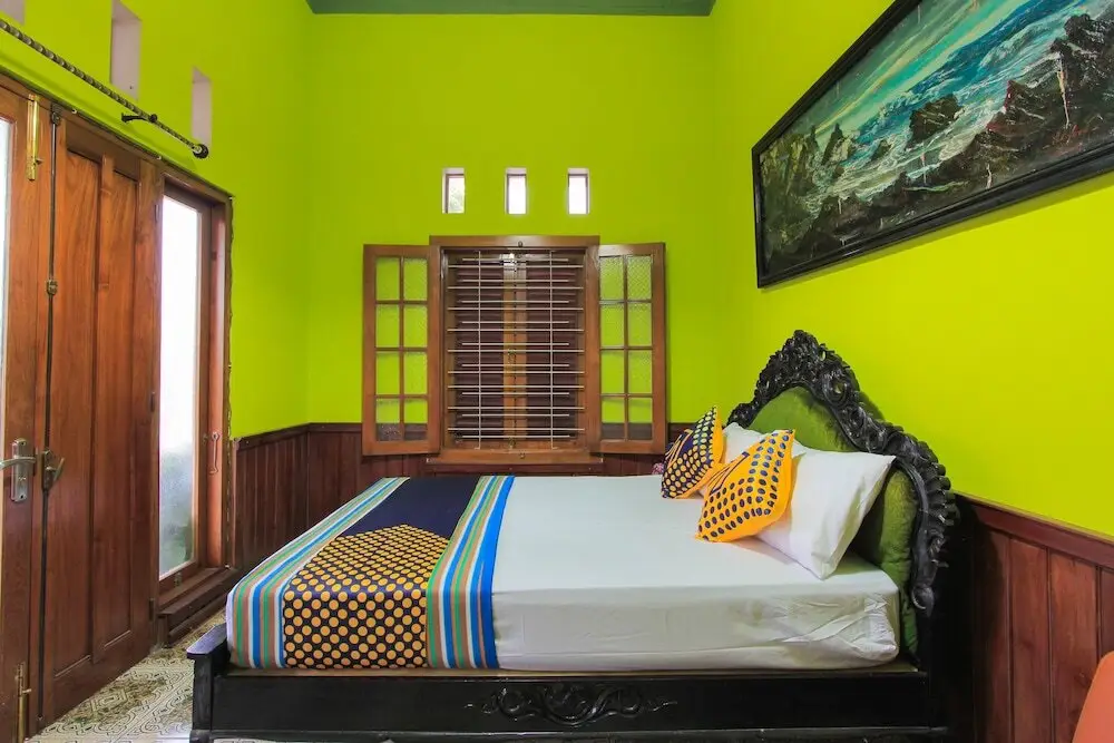 Баньюванги: SPOT ON 2490 Griya Kencana Homestay