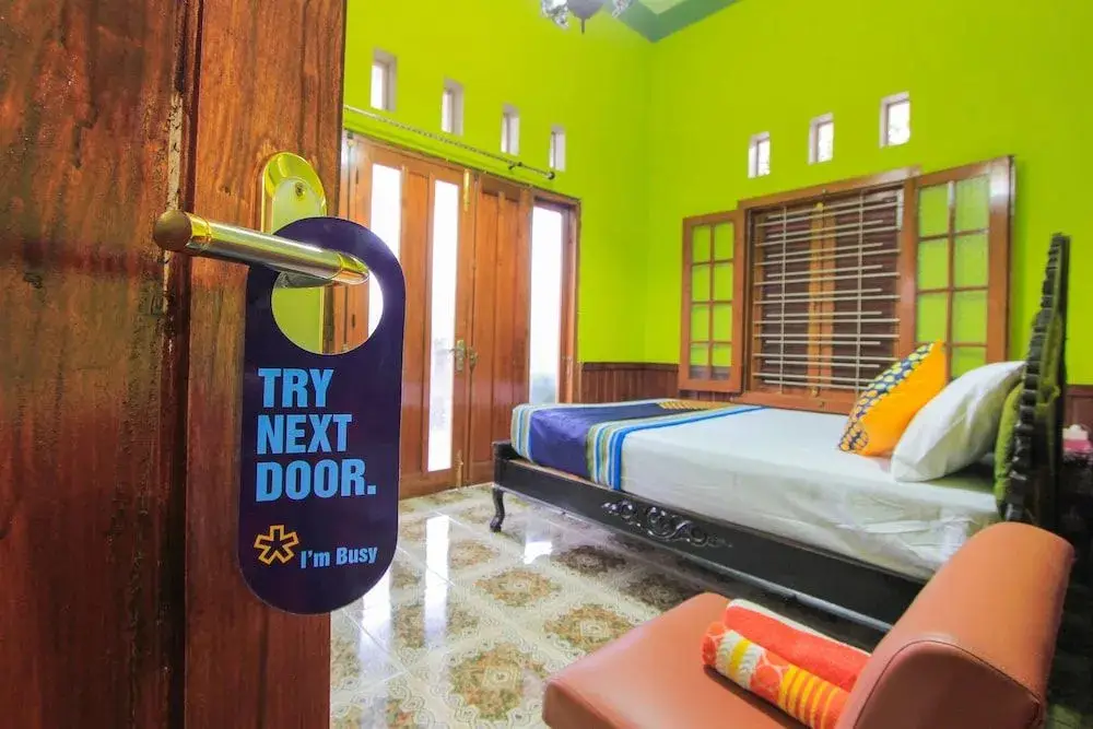 Баньюванги: SPOT ON 2490 Griya Kencana Homestay