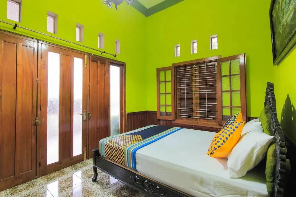 Баньюванги: SPOT ON 2490 Griya Kencana Homestay