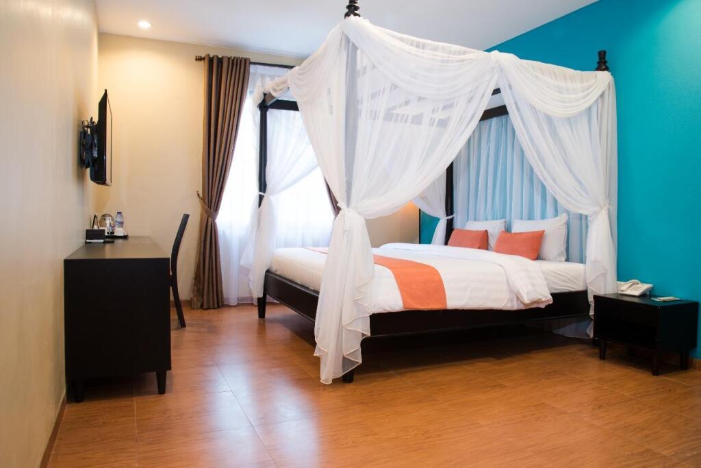 Сукарайя: Ole! Suites Hotel