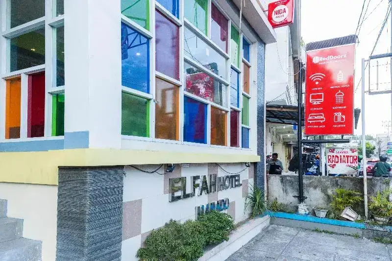 Манадо: Elfah Hotel Manado by RedDoorz