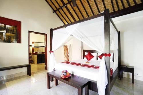 Тембок: Teluk Karang Dive & Spa Resort