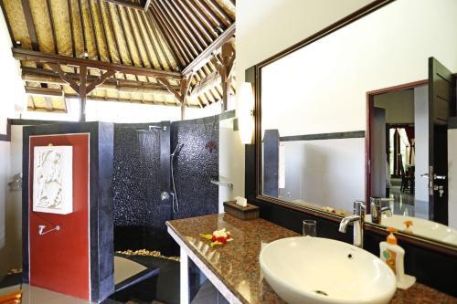 Тембок: Teluk Karang Dive & Spa Resort