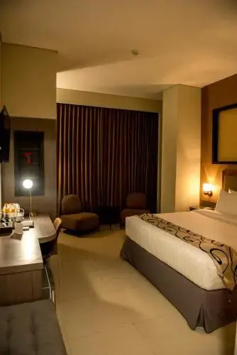 Бондовосо: Grand Padis Hotel