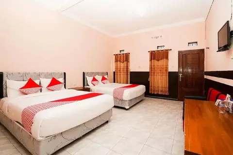 Rahayu Hotel by OYO Rooms — фото 1