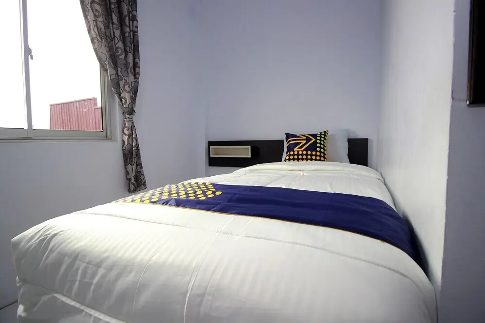 Бенгкулу: Hotel Rindu by OYO Rooms