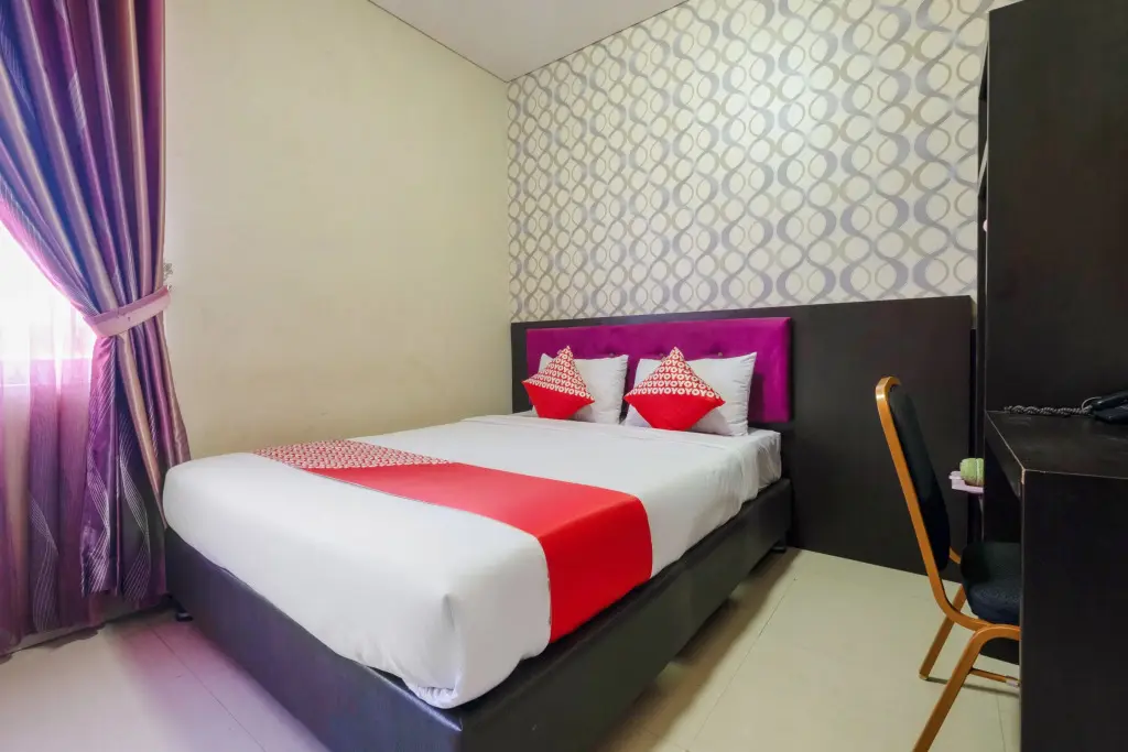 Макассар: Vaccinated Staff - Capital O 3380 Erin Int Hotel