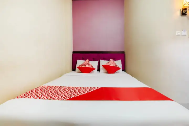 Макассар: Vaccinated Staff - Capital O 3380 Erin Int Hotel