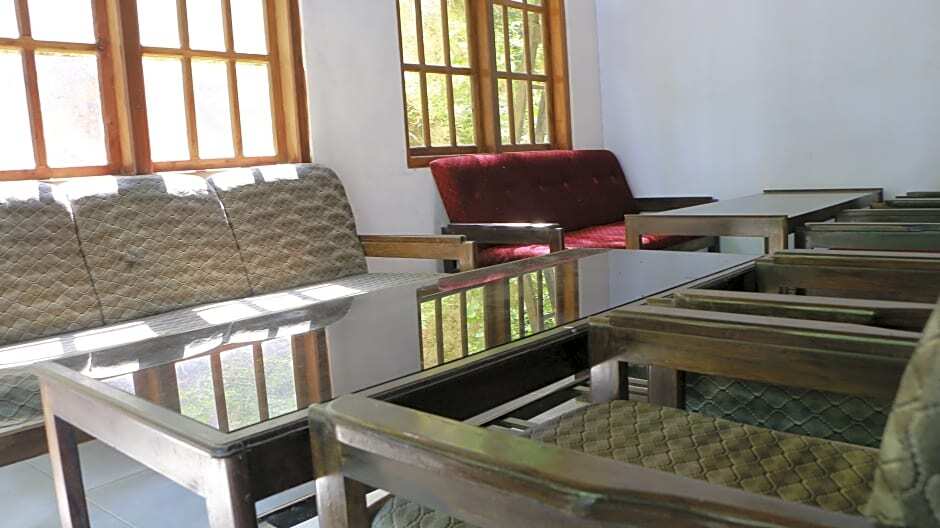 Харготирто: Mur Homestay