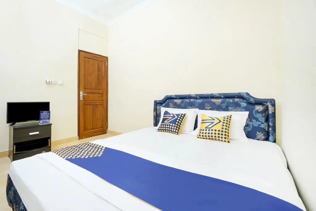 Ngaglik: Omah Mbah Lurah Syariah by OYO Rooms