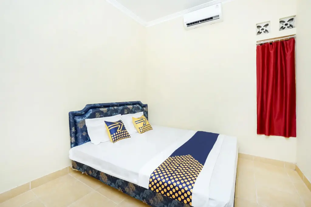 Ngaglik: Omah Mbah Lurah Syariah by OYO Rooms