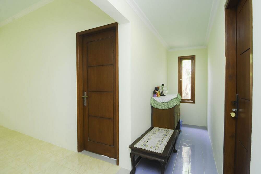 Проболинго: Edelweiss Residence Syariah by OYO Rooms