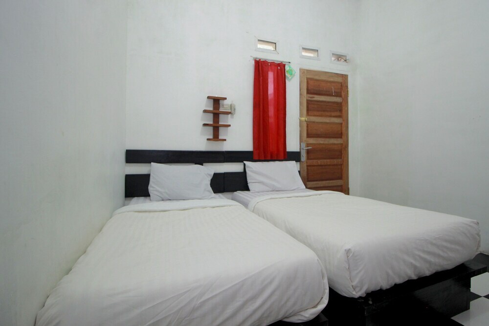 Лубуклингау: Wisma Ria by OYO Rooms