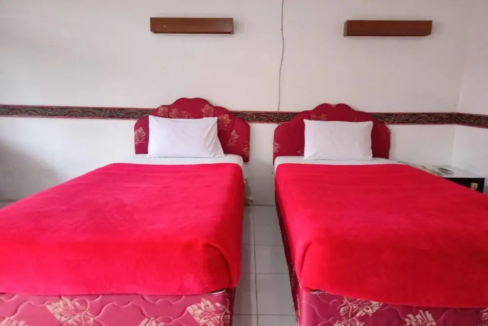Берастаги: Dien Karona Hotel by OYO Rooms