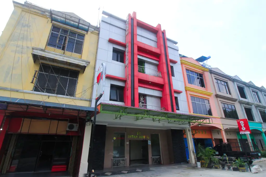 Hotel Intan by OYO — фото 1