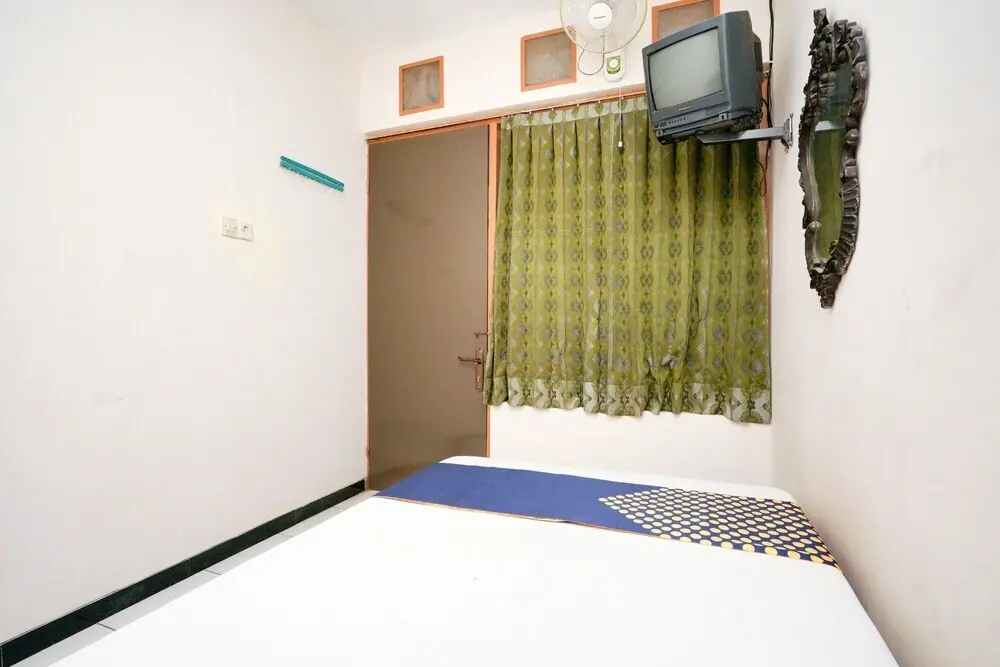 Проболинго: Ratna Backpacker Syariah by OYO Rooms