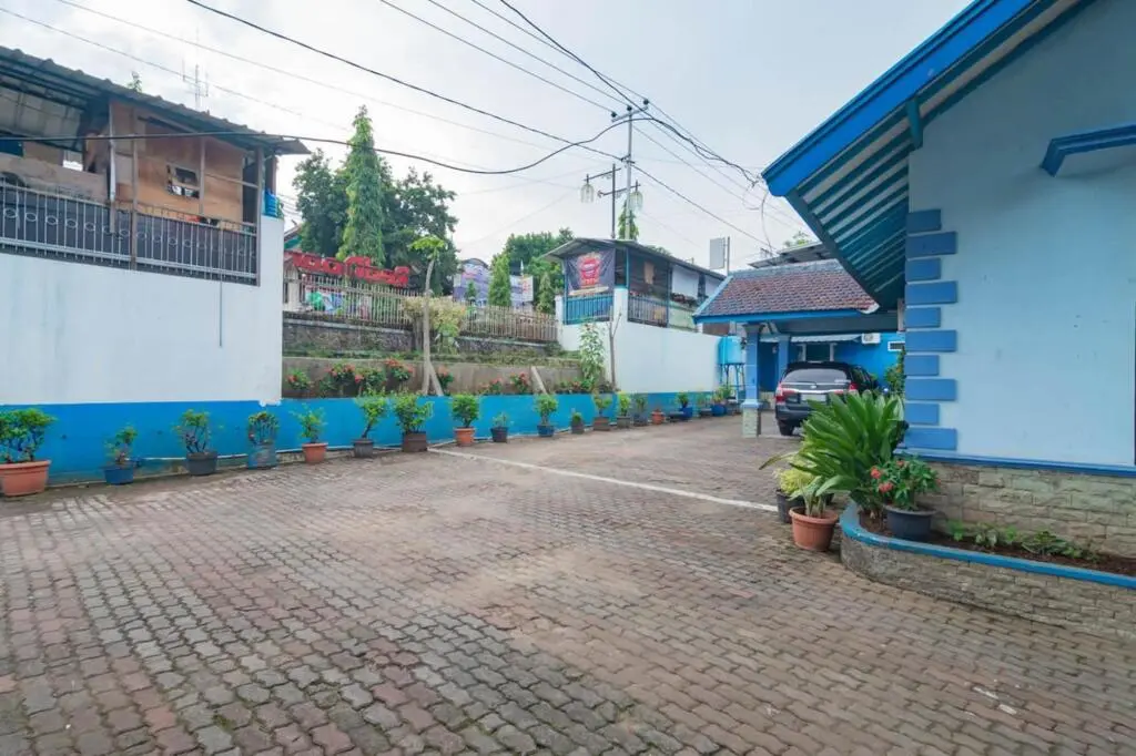 Чианджур: RedDoorz Syariah At Jl Pangeran Hidayatullah Cianjur